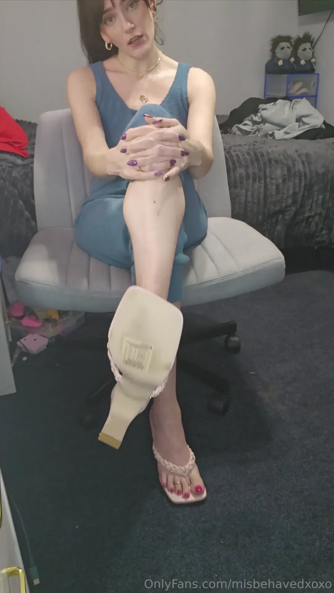 This isn t the first time your teacher has caught you taking pictures 