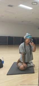 Cant believe how long i been working this job barely had a second to