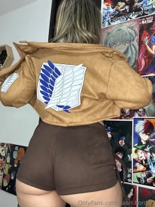 Cosplay attack on titan