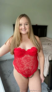 Would you rather taste me while i m still dripping or clean me up