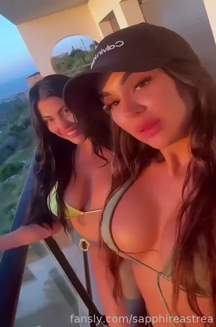 Daddy can you resist the best duo we are waiting for you in the chat 