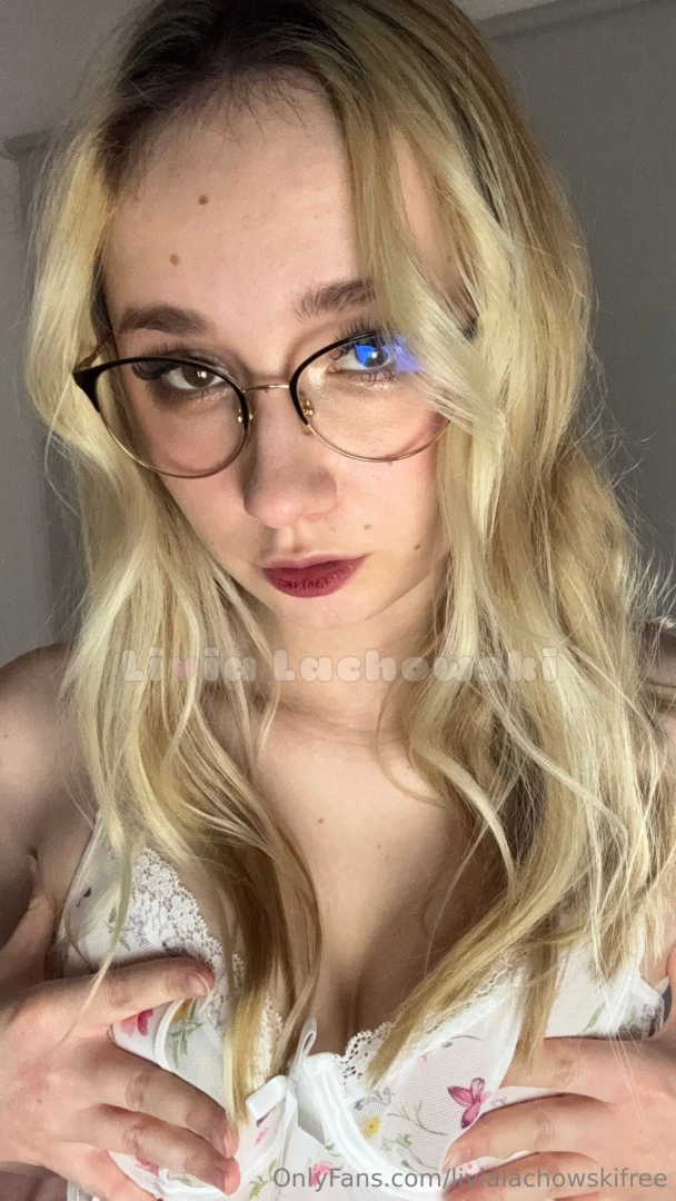 You didn t call me your baby girl today yet 