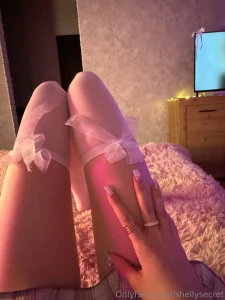 I don t wear stockings often but when i do i kinda fall in love with