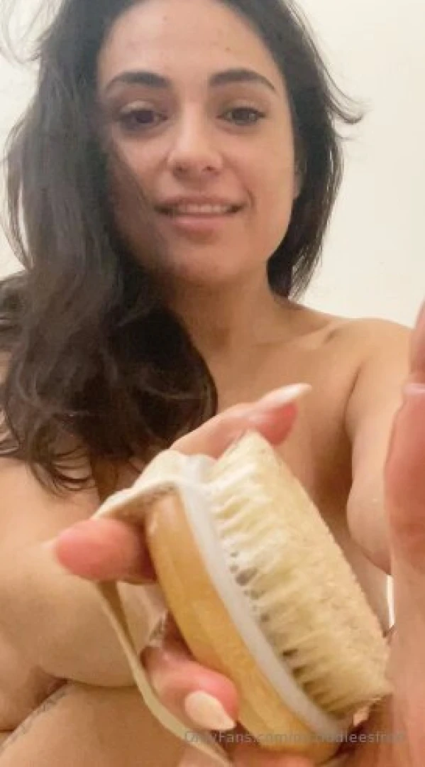 My pretty little feet 