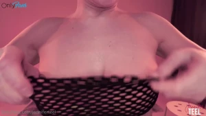 Full 8 mins with screenshots naught jennifers boobs are looking extra