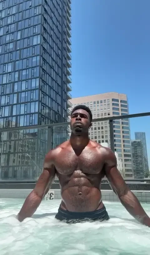 Go subscribe to thechosenone1 right now for a surprise from me cum see part 2 