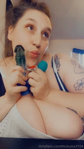 Y all i just got a package and let s just say i m about to lose my