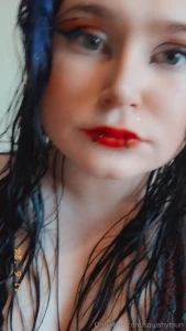 Thought i would do a lil demon cosplay for you all mwah i just love my part 1