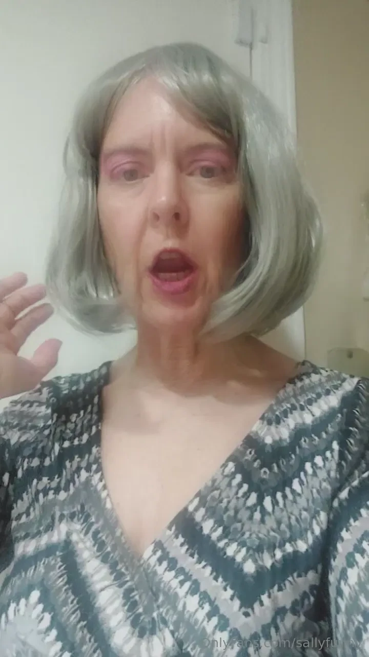 These millennials look so old with or without contouring 