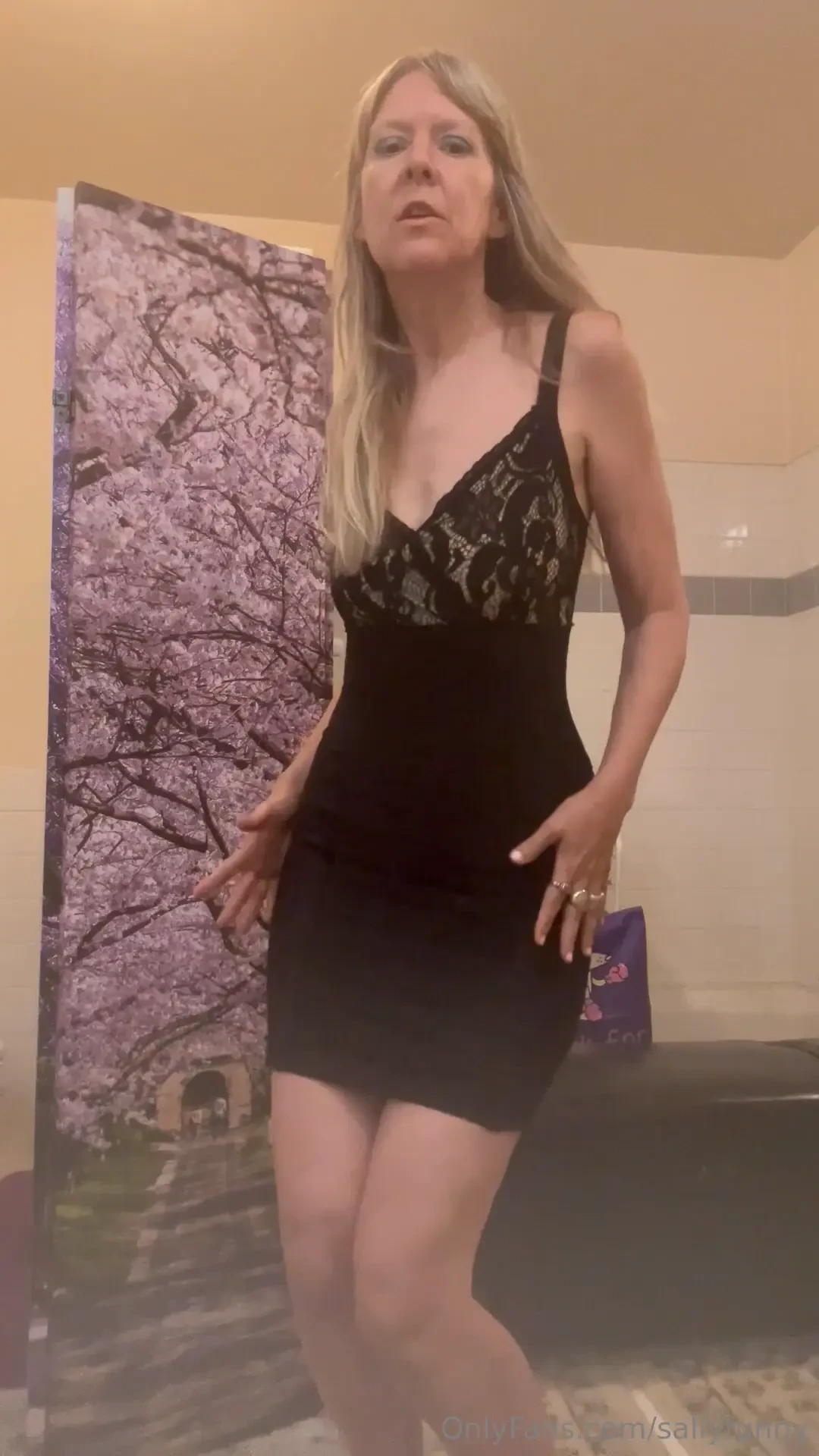 Epic hair flip 