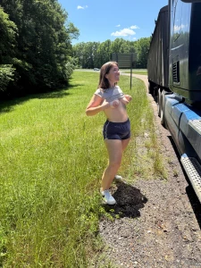 Fun with truckers this guy was the most enthusiastic person i ve ever