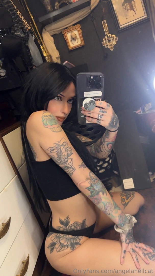 Hi did you sub to my premium yet https onlyfans com angelahellcvnt 