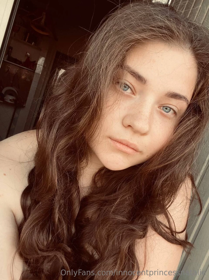 Greeting my morning in this picture i love good weather and shine like 