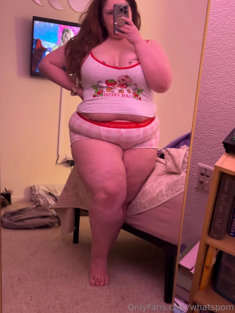 Got new strawberry shortcake jammies and it feels like the right match 