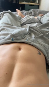 I woke up so horny i need someone to sit on it