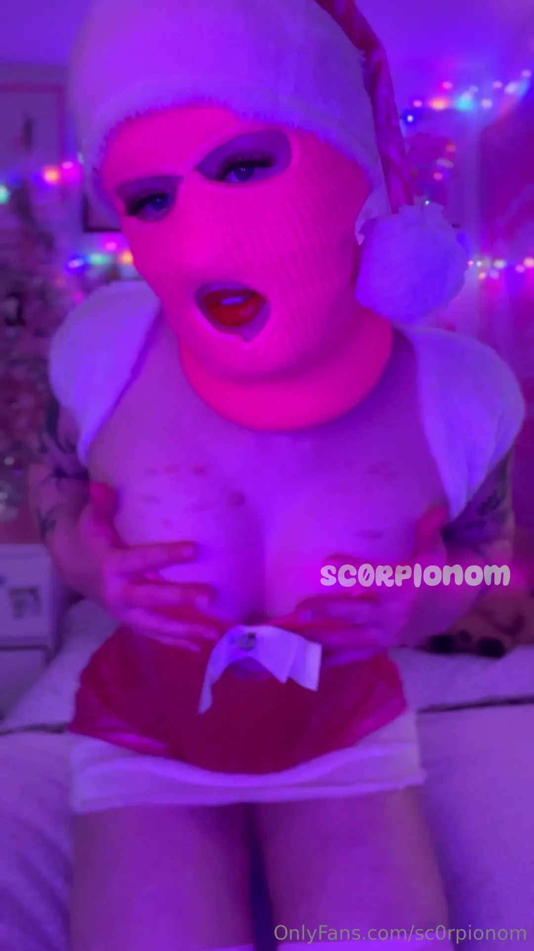 Santa leaves sexdoll under your xxxmas tree this video is my only 