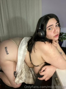 Fuck me while i play video games part 1