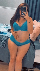 First pic or second one