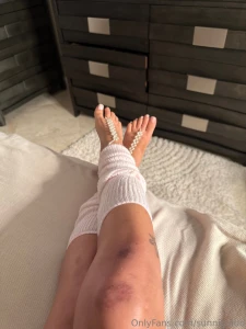 Just wanna be somebody s popsicle