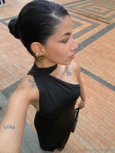 Does black color fit me part 1