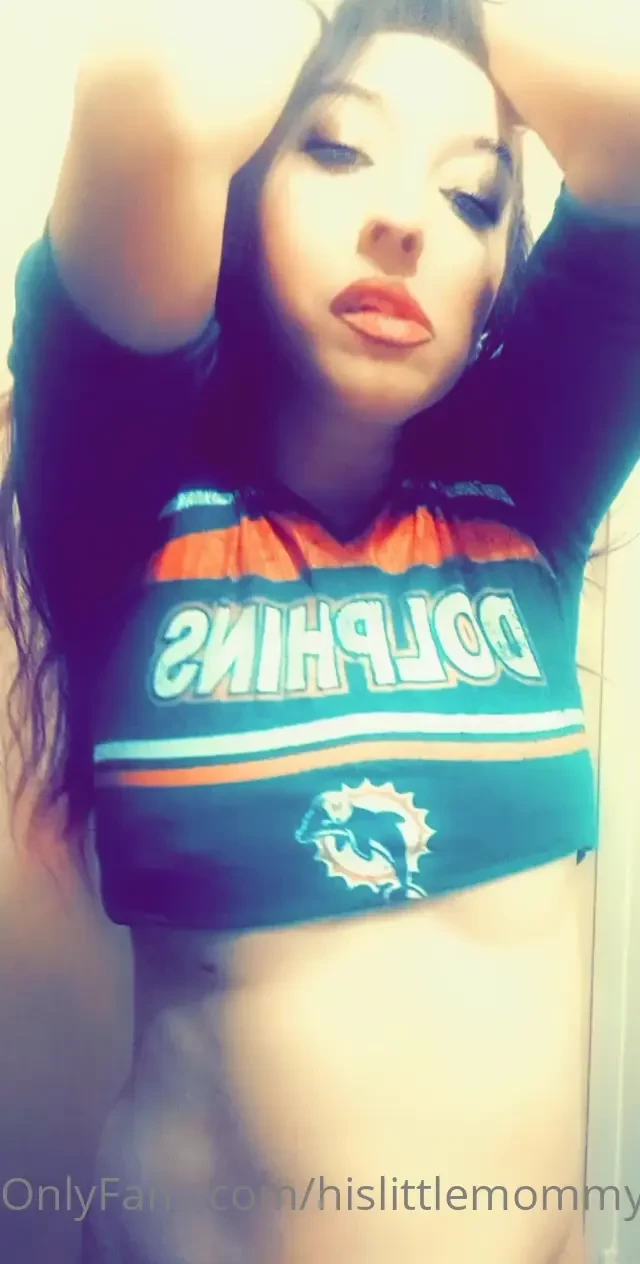 I m waiting daddy come play 