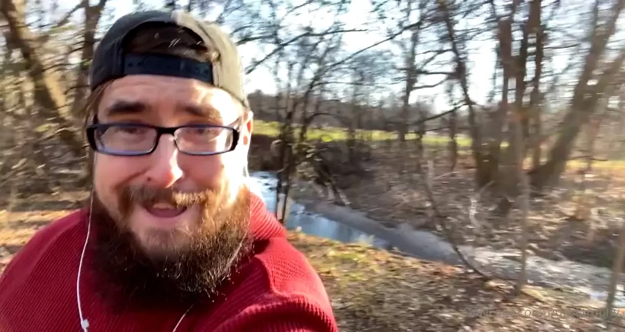 Getting some fresh air in the park and yes i m jammin to wobble wobble 