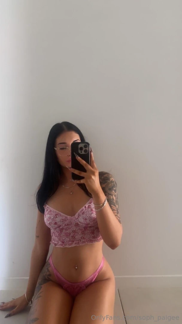 Do i look good in pink part 97 