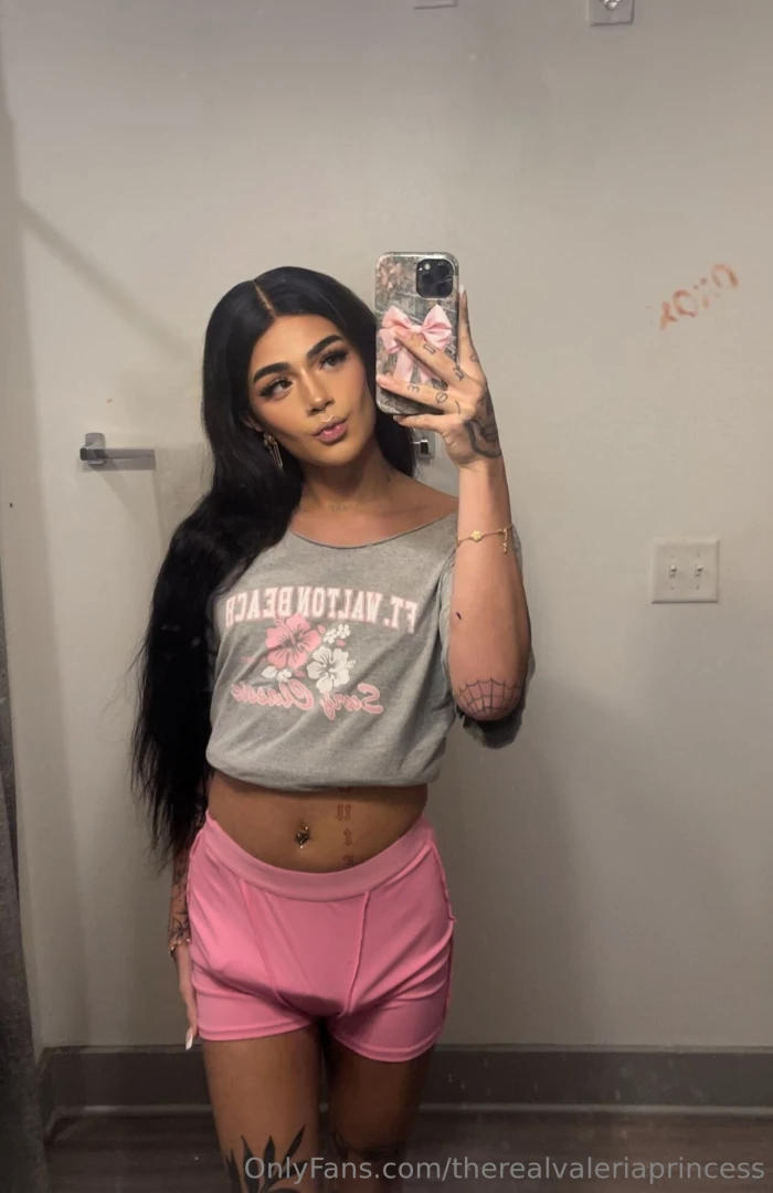 Be honest did you let your eyes wander 