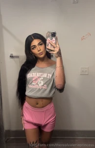 Be honest did you let your eyes wander