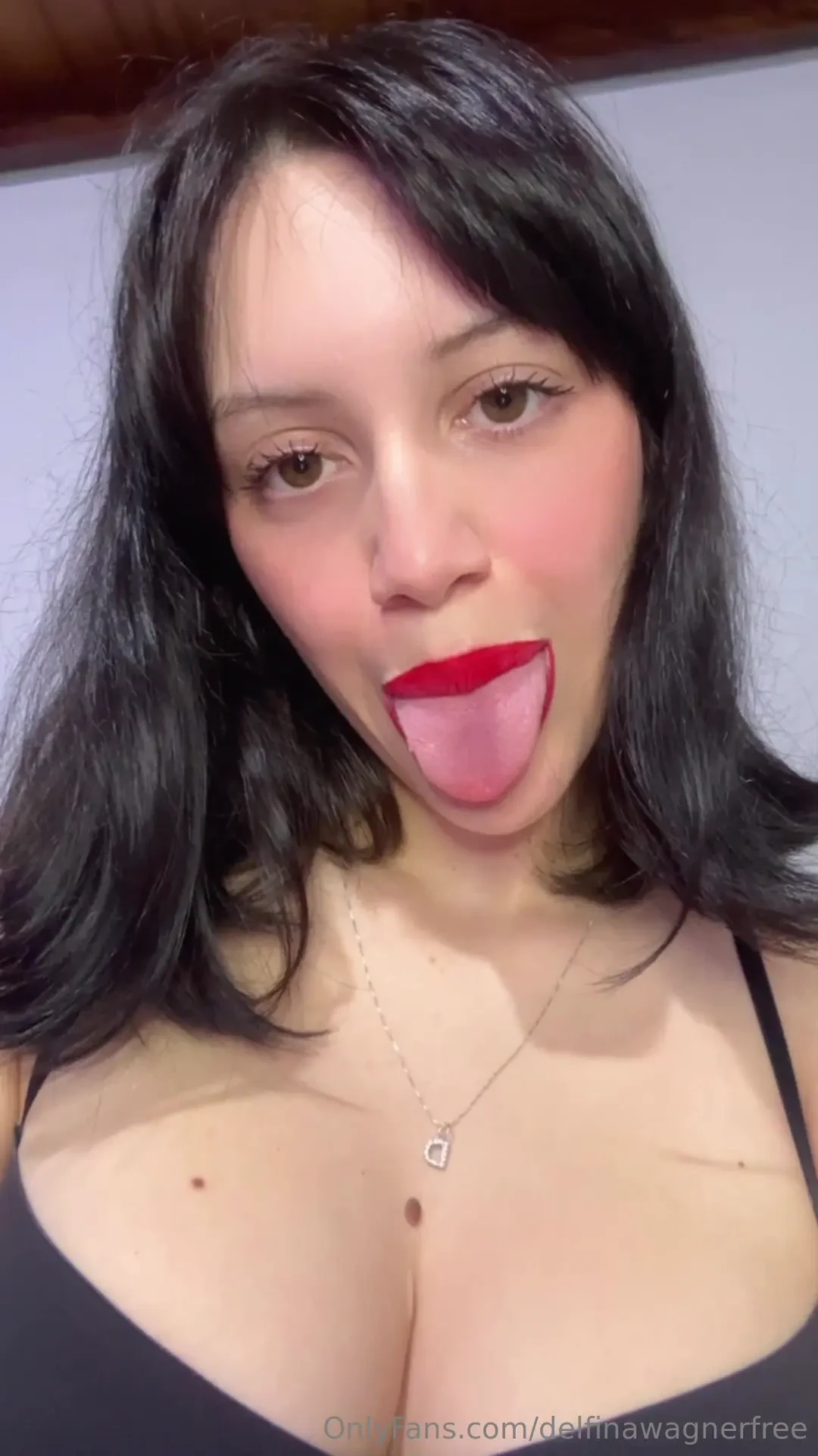 No es lo nico que esta leng ita sabe hacer suscribite en mi perfil vip 