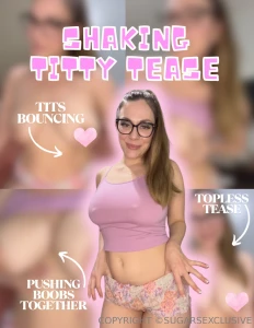 Titty shaking i love shaking my big tits for you without my shirt on