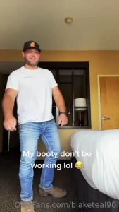 Who wants me to rail there ass with this hip action