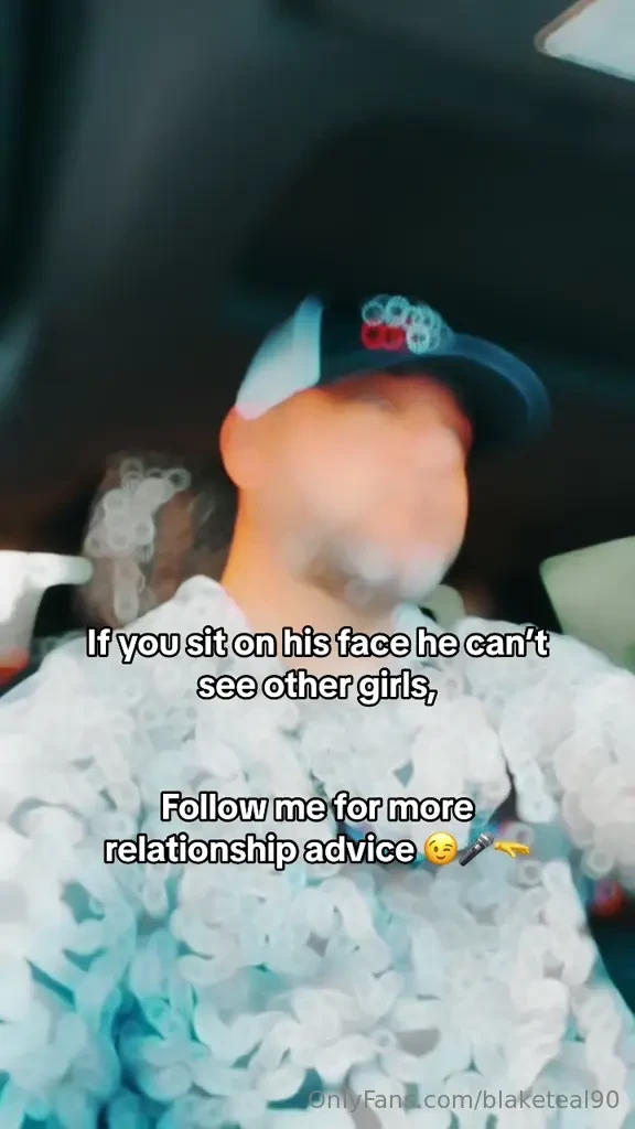 And just like that yall need to pay attention 