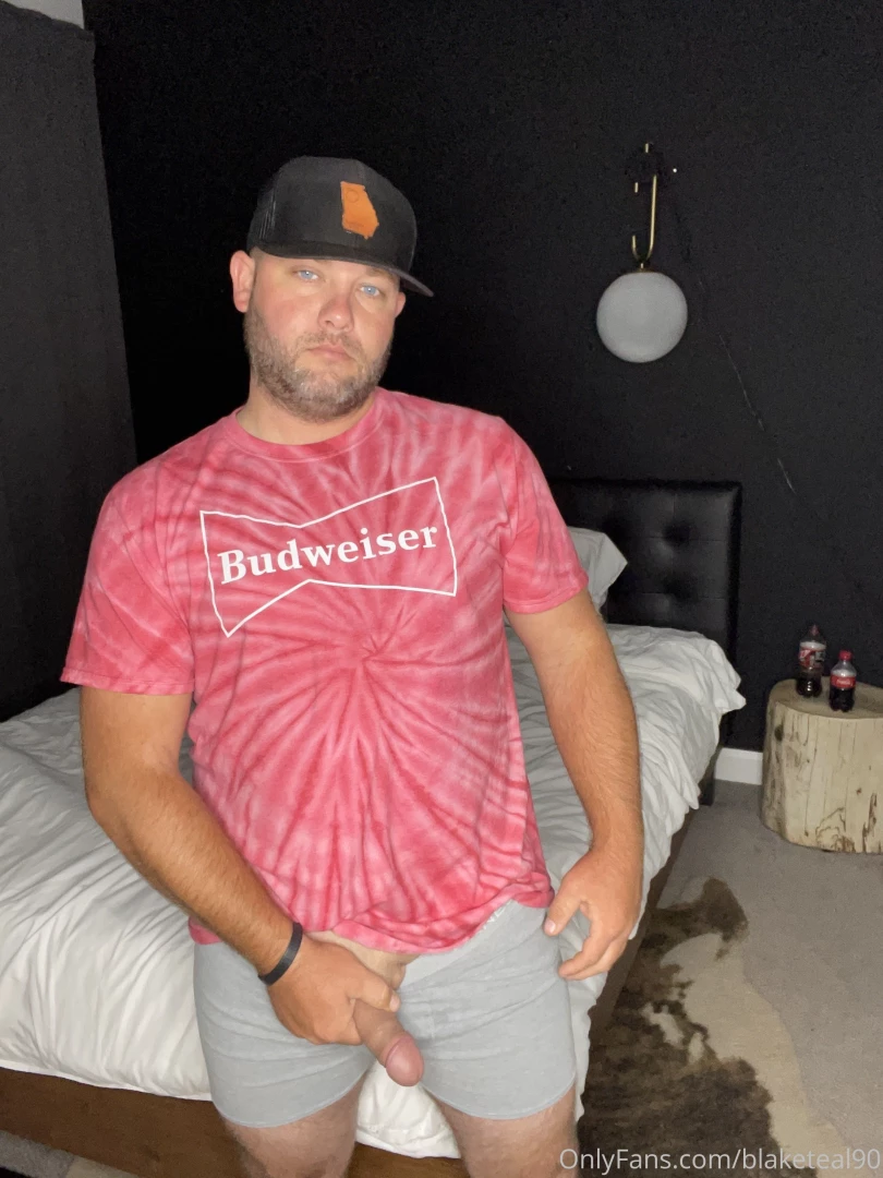Needing someone to come suck my dick that way i can bend em over and 