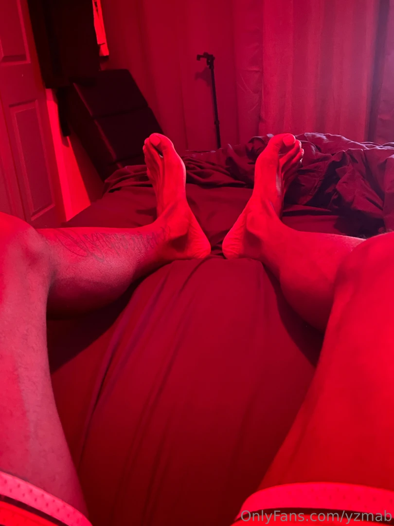 Red feet part 1 