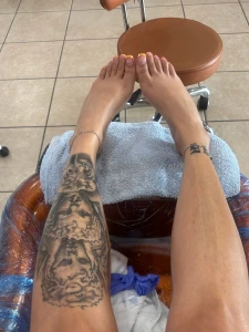 The pink lemonades part 1