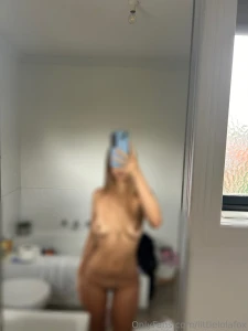 Full body nudes right before my shower would you be able to handle my