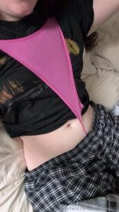 Shoulder wedgie orgasm