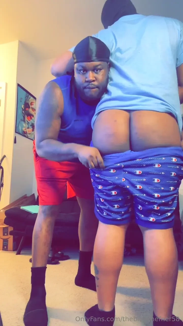 Chilling with my new football bro 