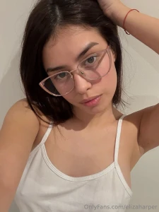 You like woman with glasses