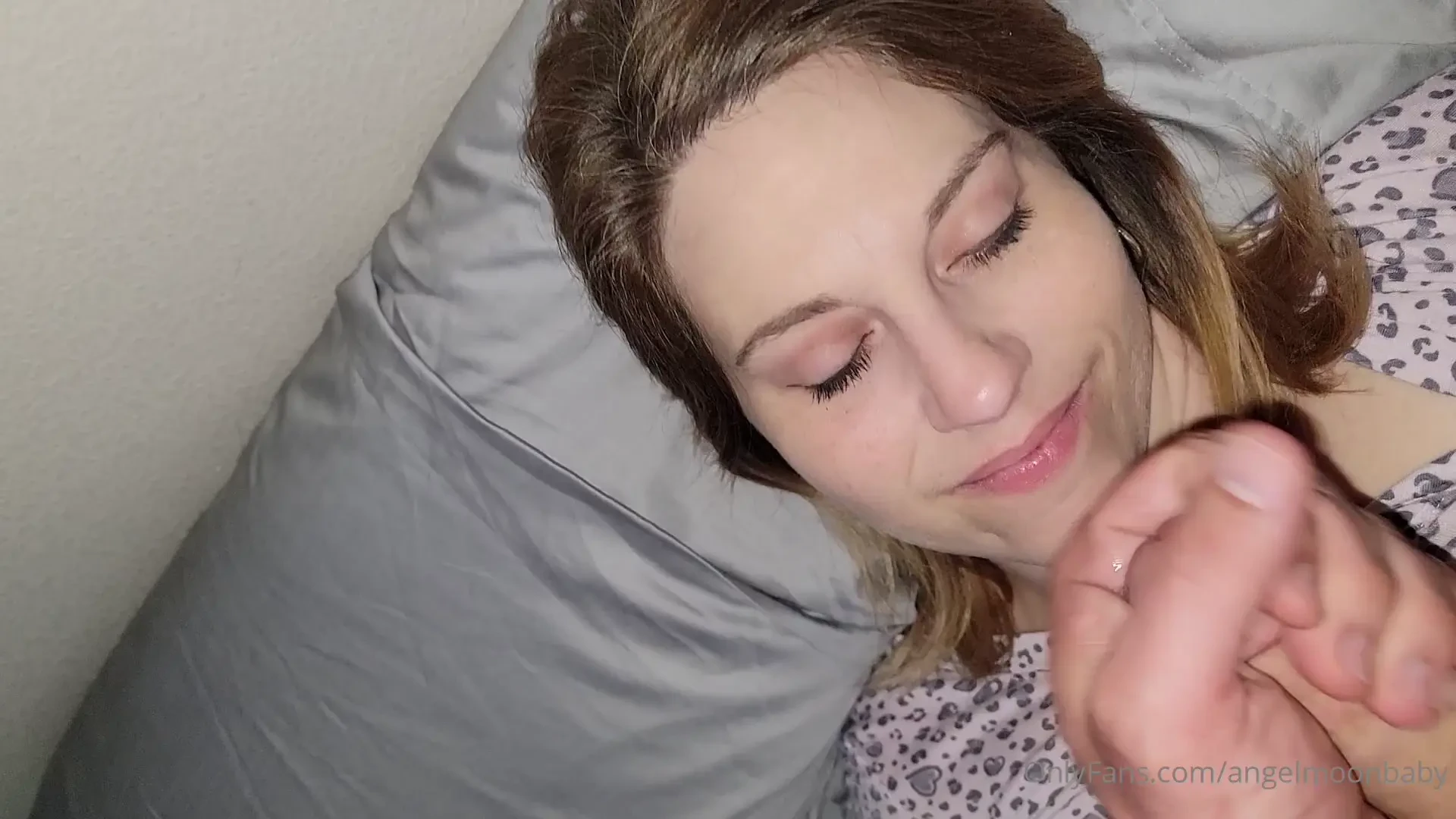 I was expecting more but atleast i got some on my lips 