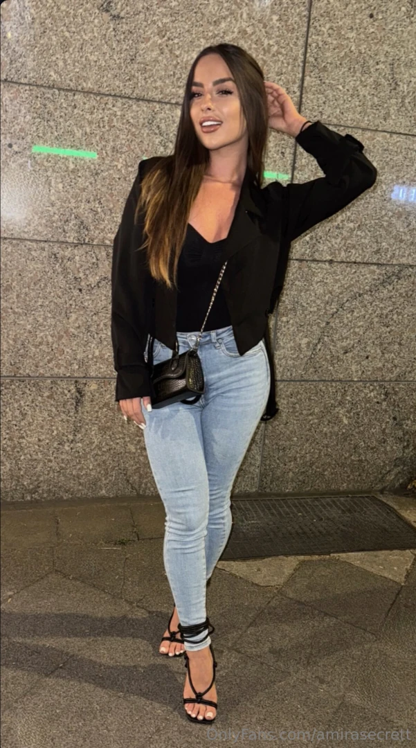 Wie findest du jeans mit highheels 