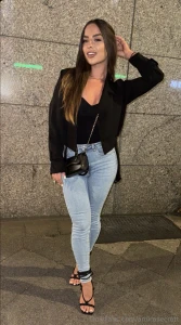 Wie findest du jeans mit highheels