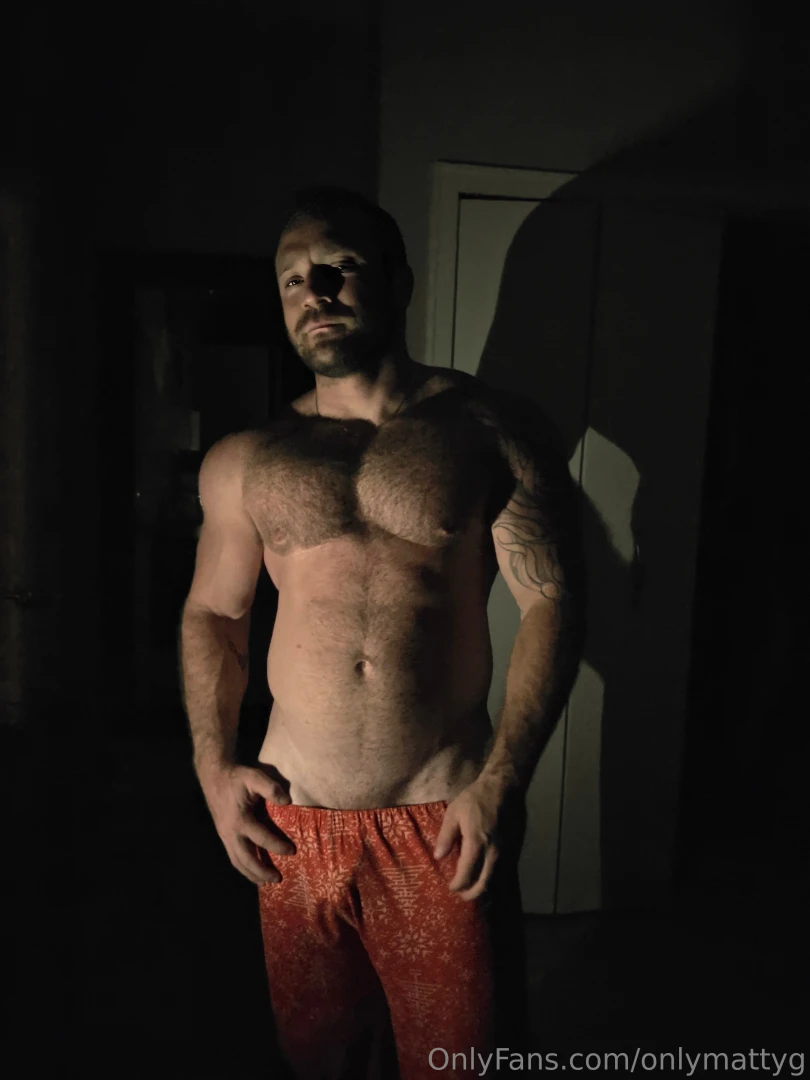 Just me playing with a little light and shadow want to see what the part 2 