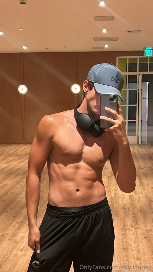 Let me distract you part 483 