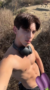 This is the most cock i ll ever show on the wall lol