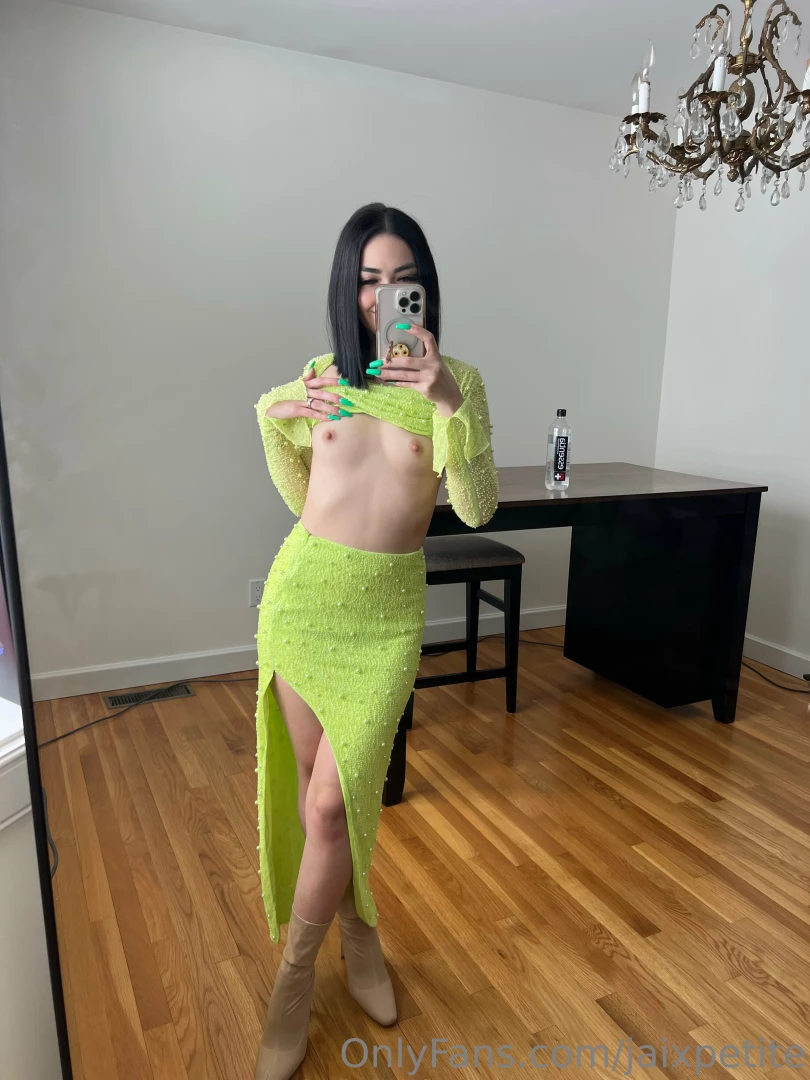 Do i look good in green part 3 