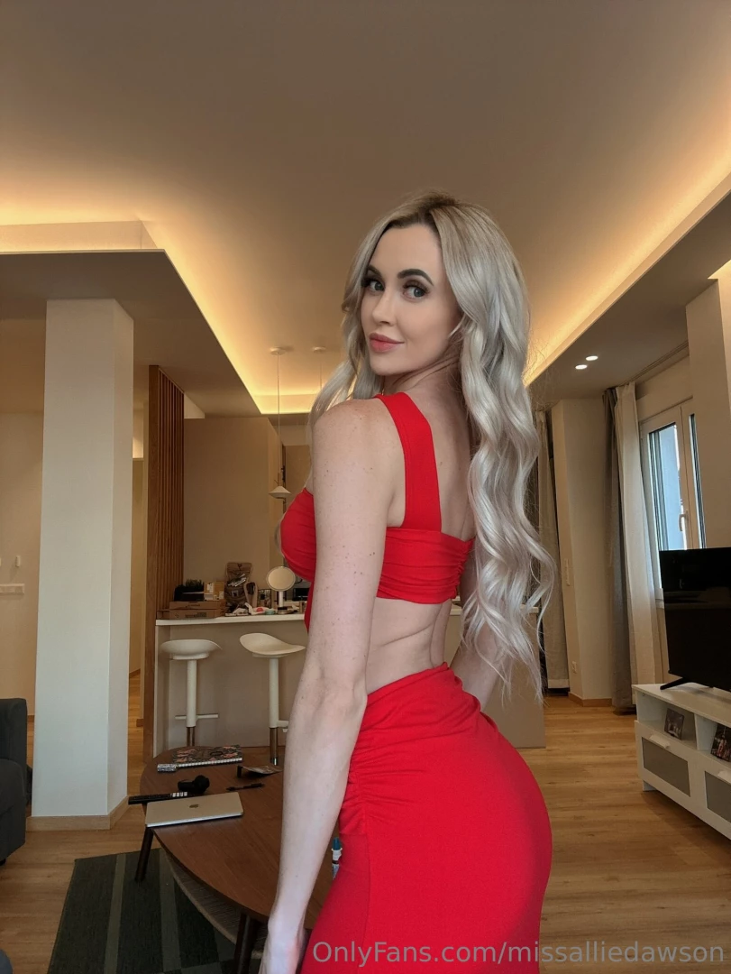 Everything looks better in red 