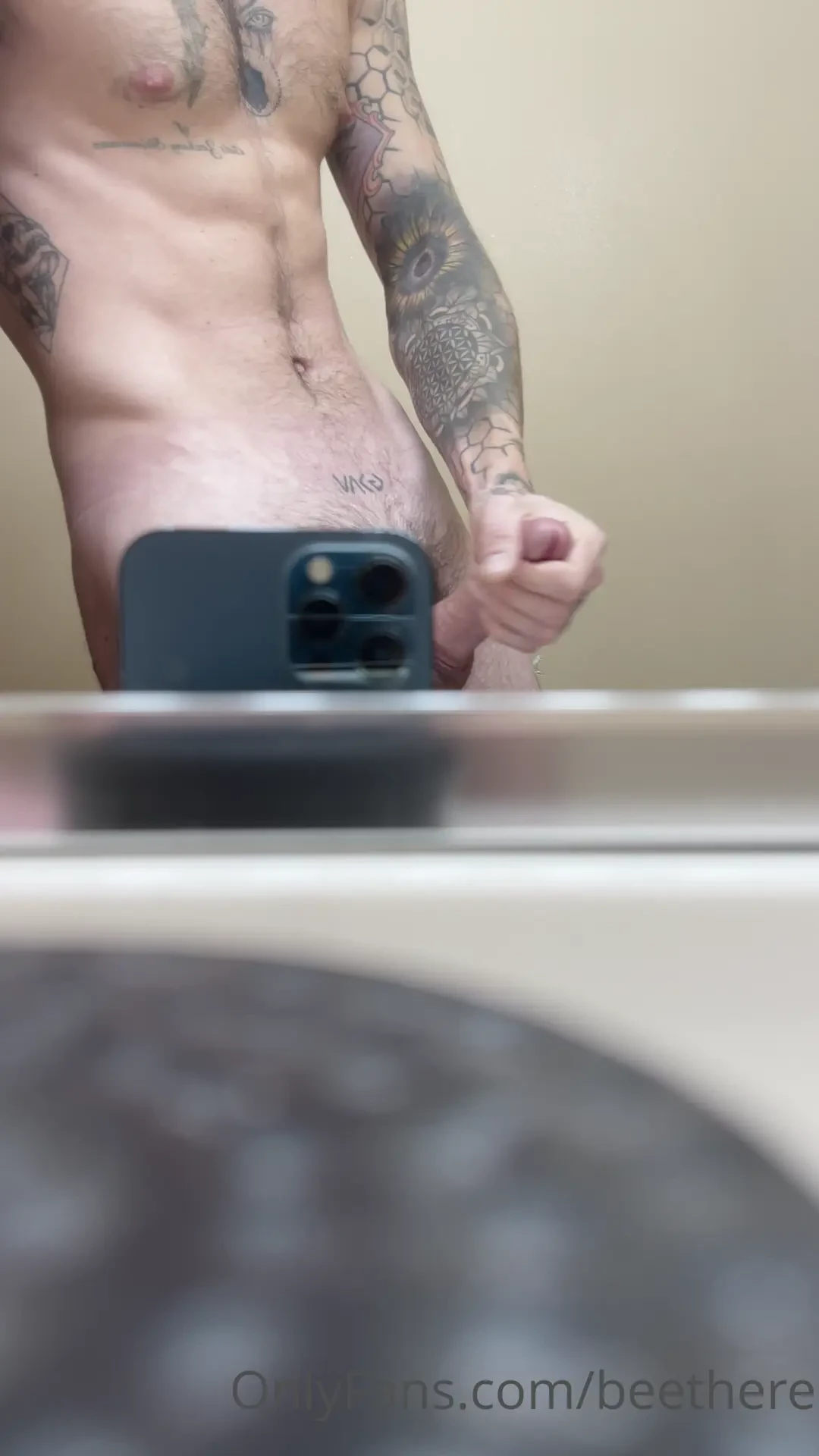 Where it all started enjoy a really full load of cum got told my cum 