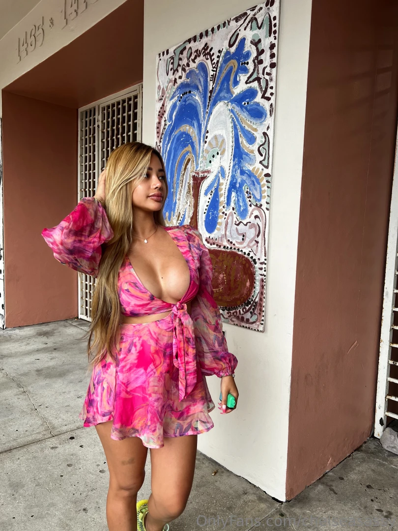 Feeling good in pink 